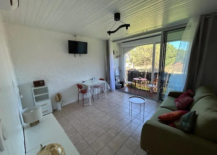 Climatisé Pour 4 Personnes Proche - Fr-1-837-6 Appartamento
